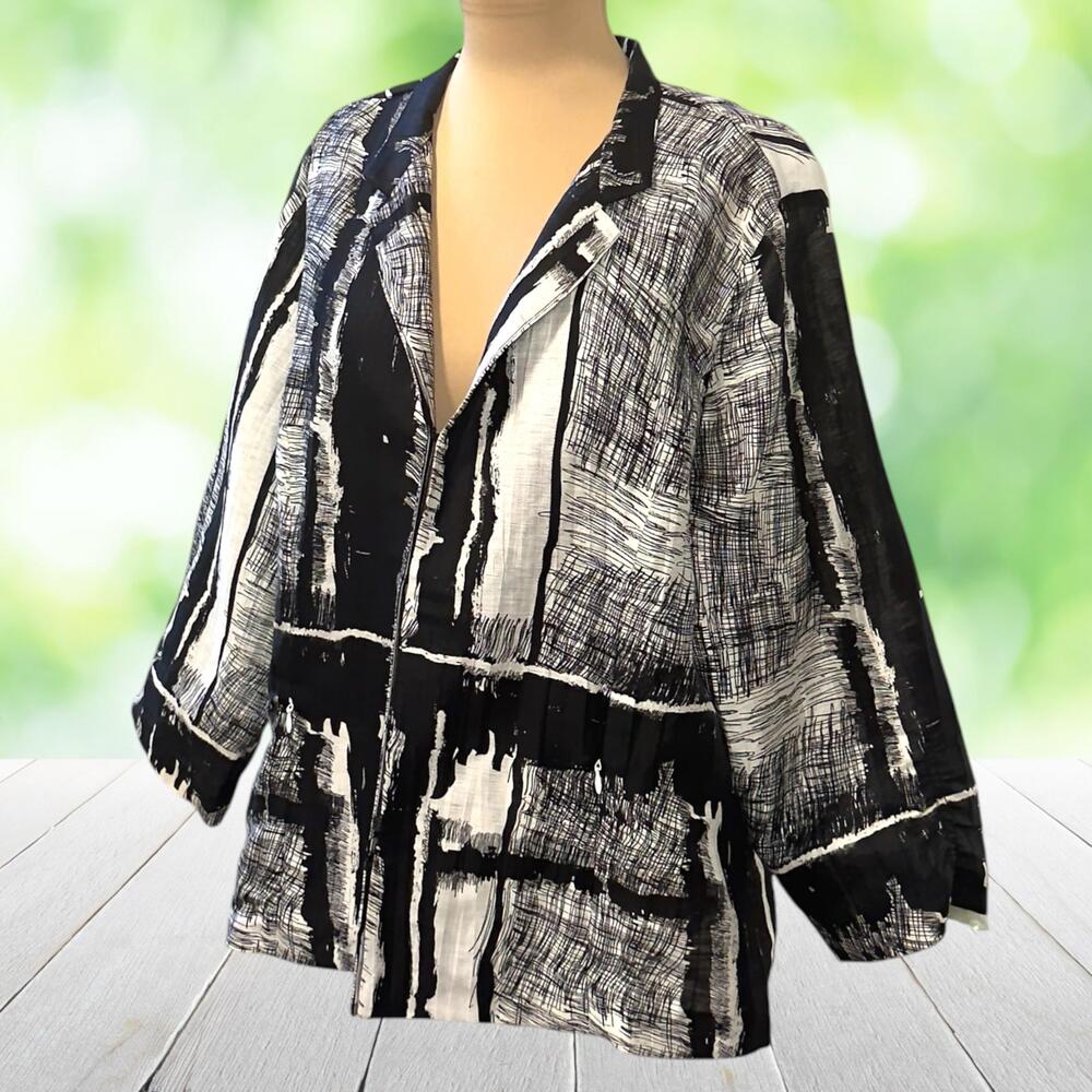CHICOS Linen Blend Jacket Abstract Art Wear Lagenlook Black White Sz 3 (XL)
